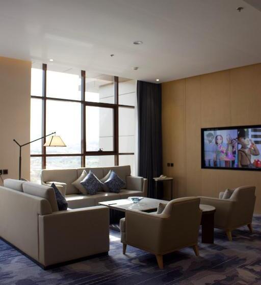 Президентский Люкс, Best Western Plus Danat Almansak