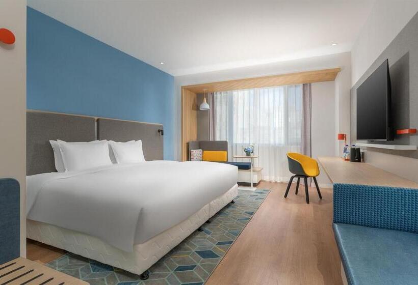 스탠다드 룸 킹사이즈 침대, Holiday Inn Express Dandong City Center, An Ihg