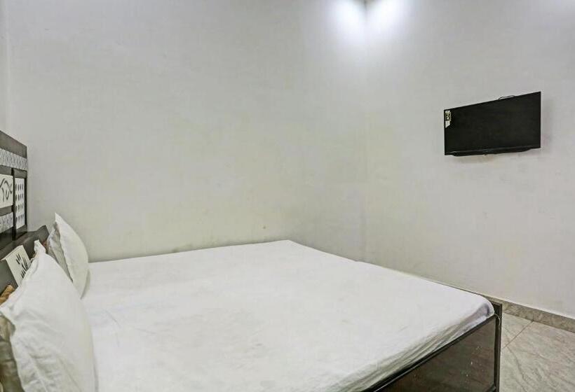 三人经典房间, Oyo Ajay Guest House