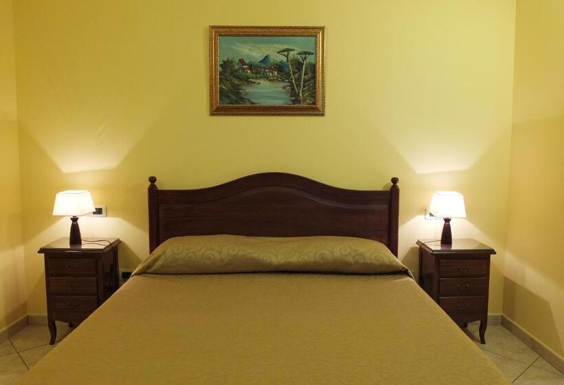 Quarto Estandar com Sacada, Villa Musica