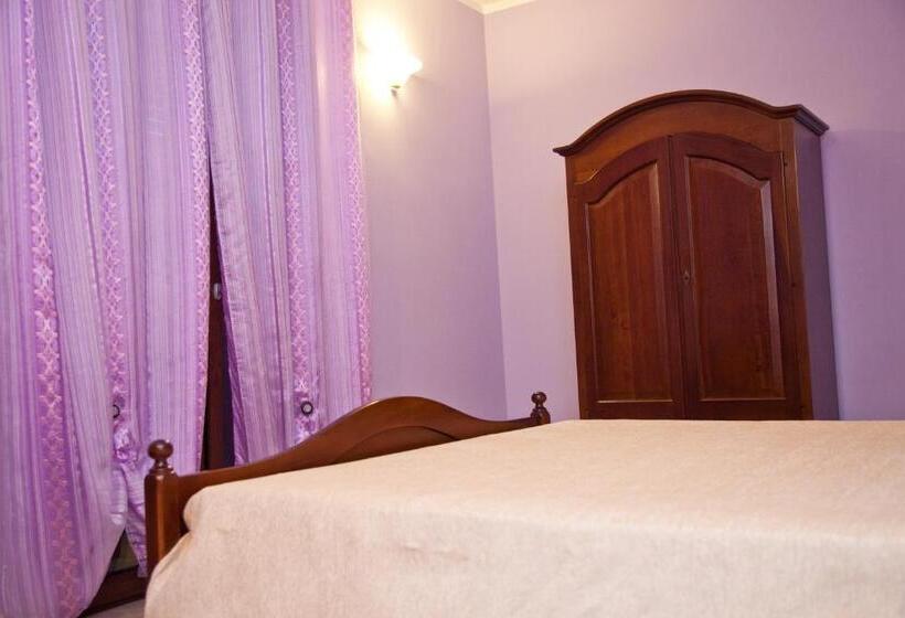 Quarto Deluxe com Sacada, Villa Musica