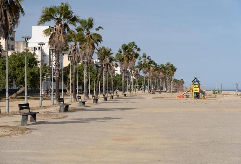 مجموعه ویستا شهر, El Petit Palauet