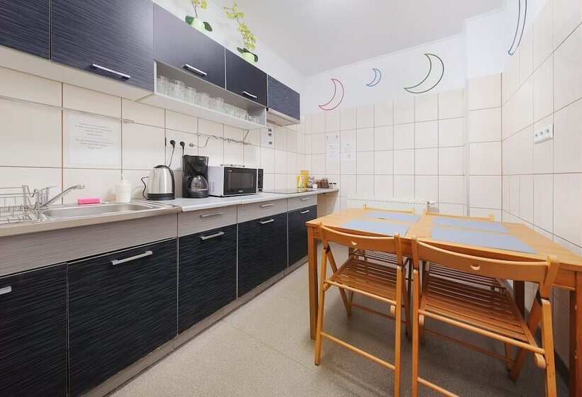 Quarto Quádruplo Estandar, Moon Hostel Kraków