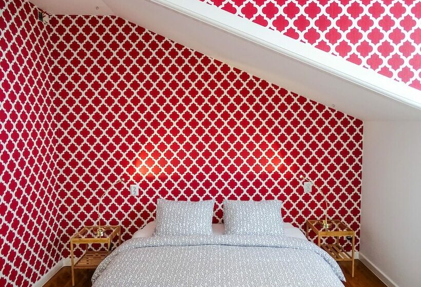 اتاق استاندارد, Supernova   Hostel & Café