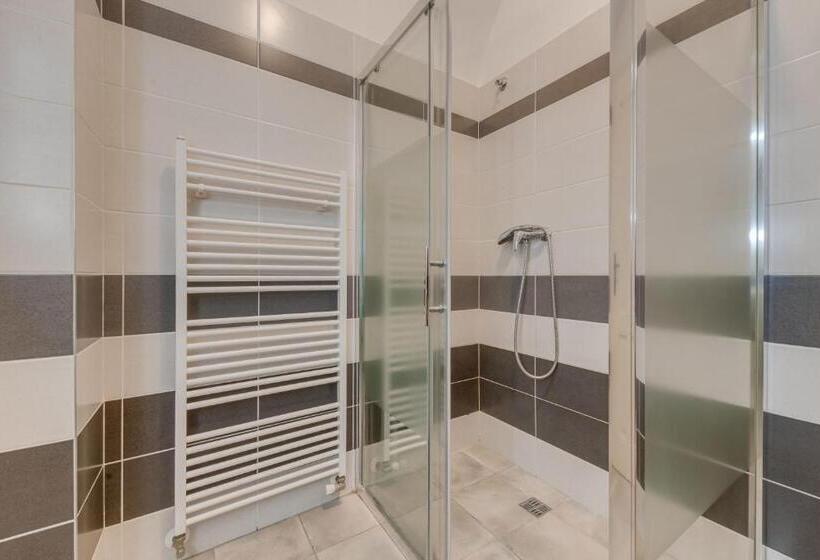 Apartamento Deluxe 1 Dormitório, King´s Road Residence