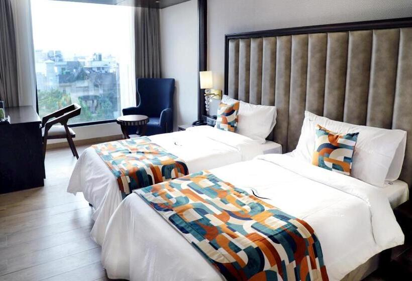Номер Superior Кровать Кинг, Blusalzz Residence Amritsar