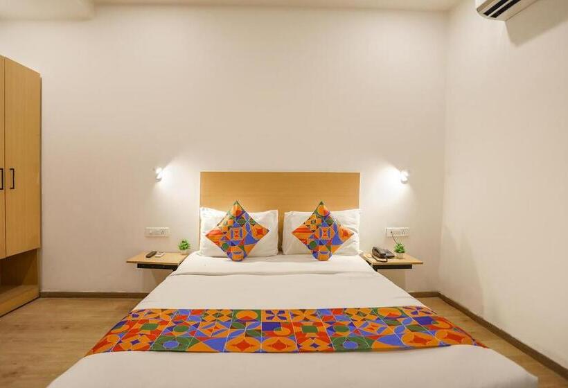 اتاق لوکس, Fabhotel Golden World