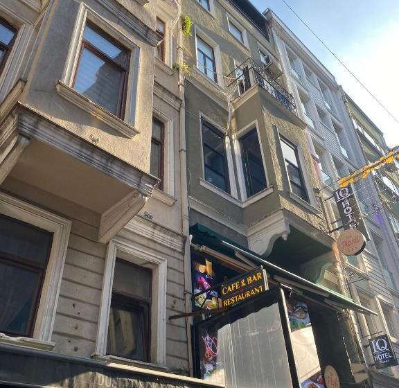 标准工作室, Konak Suite İn The Bar Street