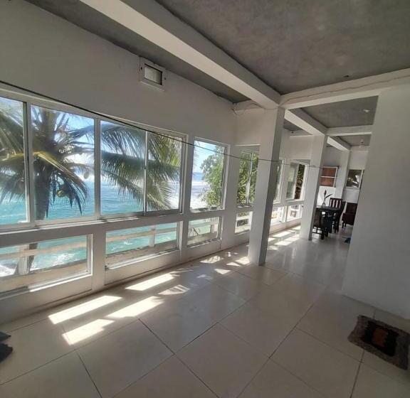 海景标准间带阳台, Seashore Resort & Villa