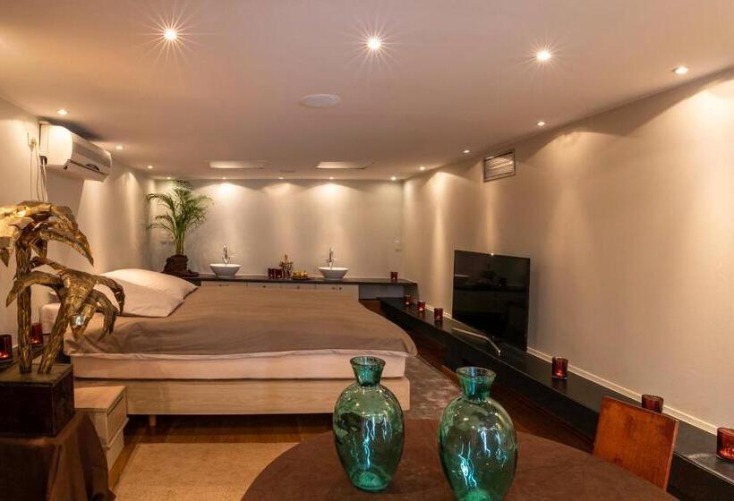 Стандартный Номер Кровать Кинг, Beautyd Familie  Of Gezinskamer Junior Suite Centrum Gullegem