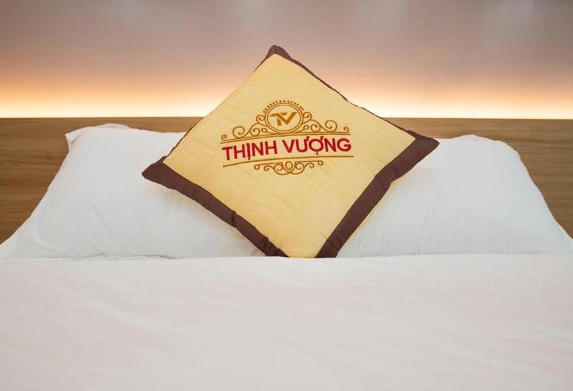 اتاق استاندارد چهارنفره با بالکن, Thịnh Vượng