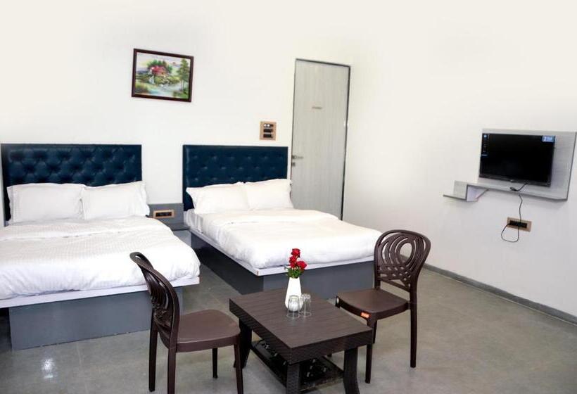 Номер Deluxe, Relax Beach Resort