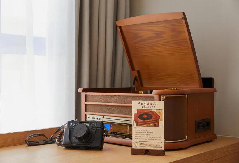 سوییت جونیور با بالکن, Timeless Boutique House Shanghai