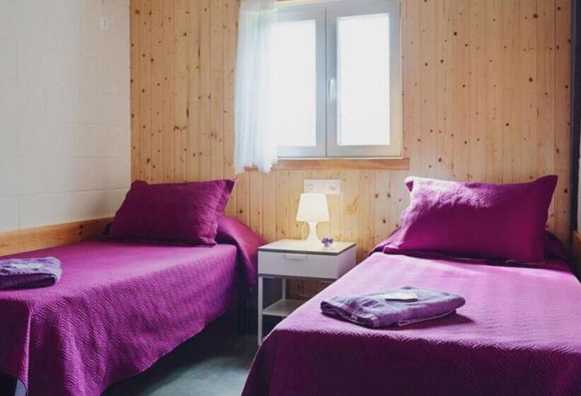 Номер Стандарт, Albergue A Nave De Ferreira