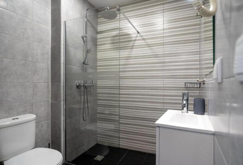 Номер Стандарт, Leevin Guesthouse
