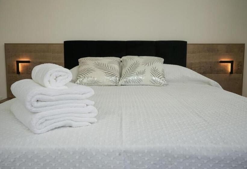 Standard room with outdoor bath, Leevin Guesthouse