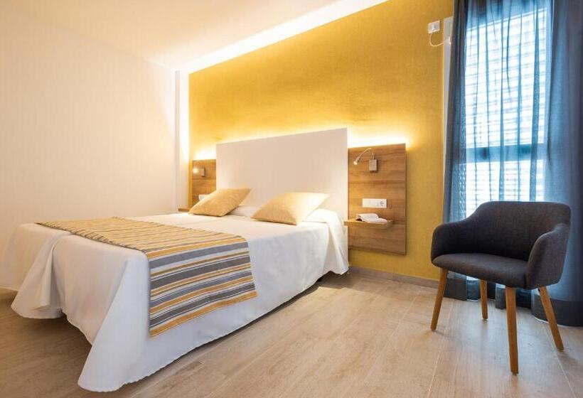 Апартаменты 1 Спальня с Балконом, Casablanca Apartments, Santa Ponsa