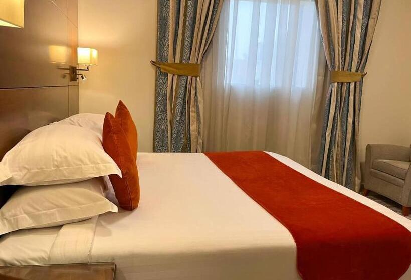 Люкс 2 Спальни, Hayatt Suites &