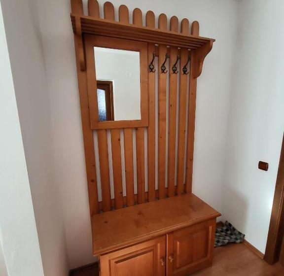 Номер Deluxe, Pensiunea Gianina