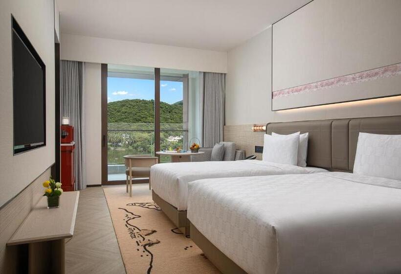 标准间带湖景, Hualuxe Hotels And Resorts Sanya Yalong Bay Resort, An Ihg