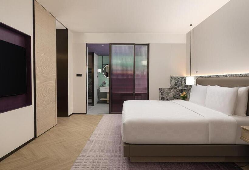 带大床的套房, Hualuxe Hotels And Resorts Sanya Yalong Bay Resort, An Ihg