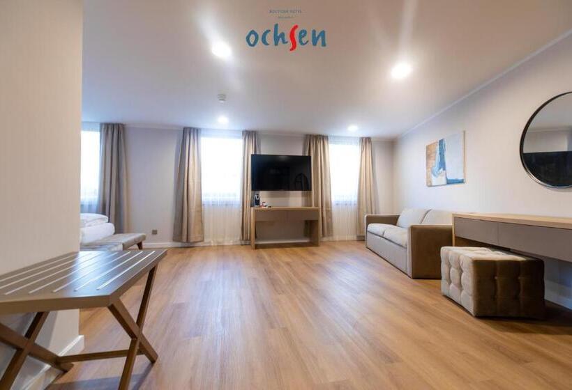 سوئیت جونیور با چشم‌انداز کوهستان, Boutique Hotel Ochsen