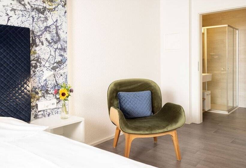 Номер бизнес-класса, Tailormade Hotel IDEA Spreitenbach