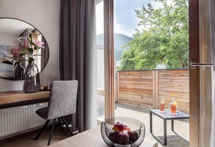 Номер Deluxe с Балконом, Belmonte Tirol   Boutique