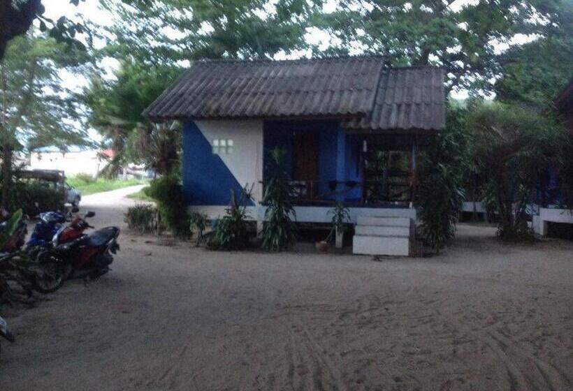 Quarto Quadruple Standart Vista Jardim, Two Rocks Bungalows