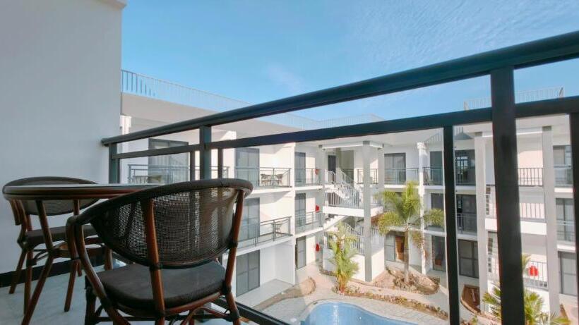Апартаменты 1 Спальня Вид на Сад, Ocean Breeze Apartment