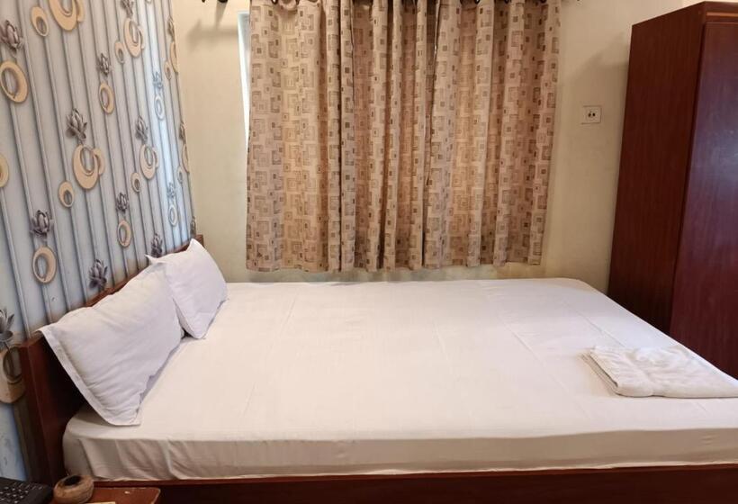Номер Deluxe, Staymaker The Splces   Bidhannagar