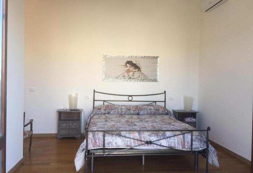 Семейный Номер Вид на Сад, B&b Villa Angela Via Della Bonifica 17