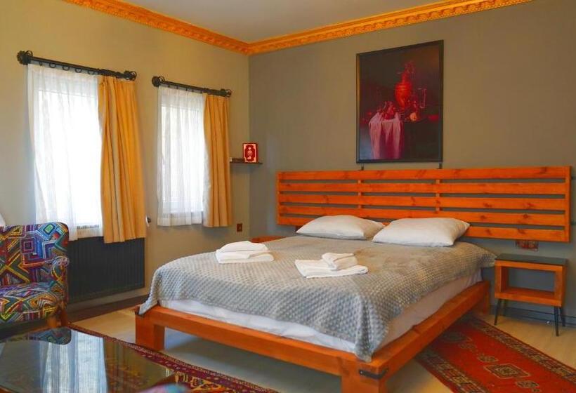 غرفة قياسية سرير كينج, Alpha Stone House