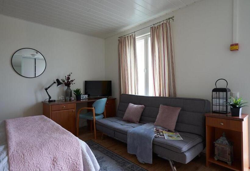 4인용 스탠다드 룸, Guest House Porvoo