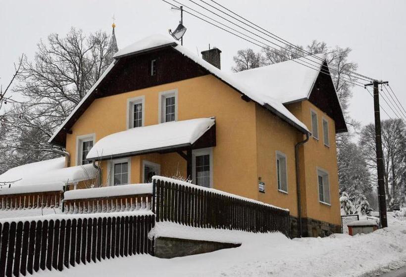 Вилла 1 Спальня, Penzion Pod Kostelem