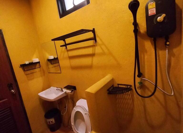 Хижина, Bar Horizon Hostel
