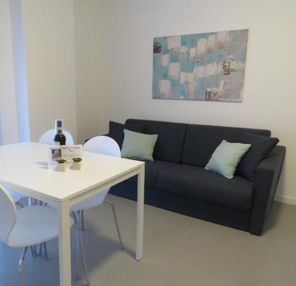 Апартаменты 2 Спальни, Assago Forum Apartment