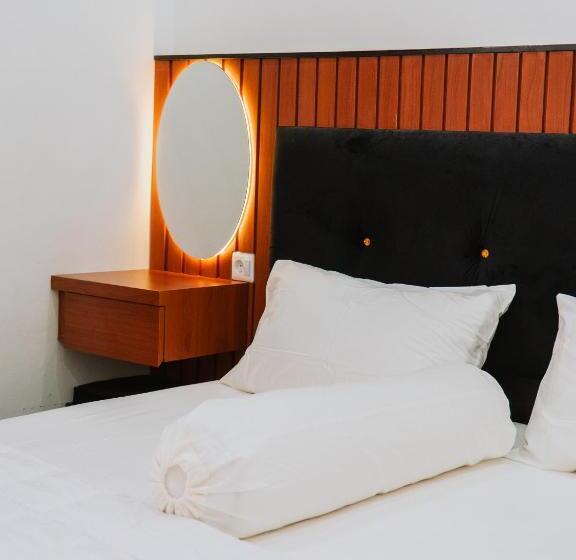 Номер Deluxe, Nginapdipadang, Parkit House, Near Universitas Negeri Padang, 10mins Padang Beach