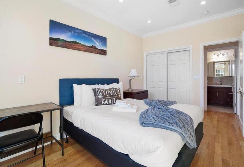 اتاق استاندارد با سرویس بهداشتی مشترک, Affordable Cozy Secured Private Rooms Shared Bath Home In John Mclaren Park