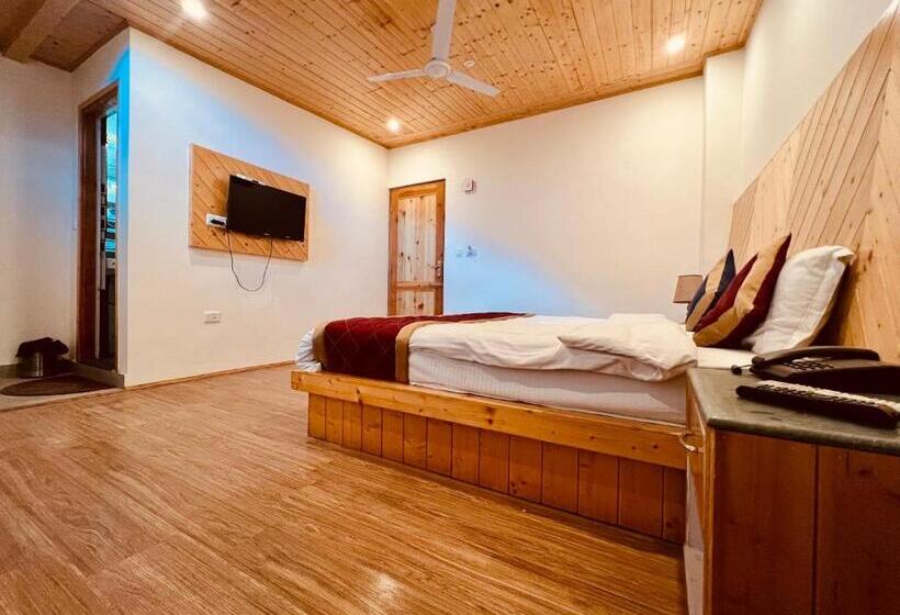 Семейный Номер, The Manali Castle   Majestic Mountain Retreat