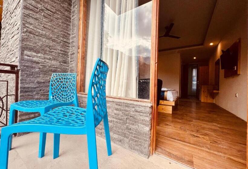 Стандартный Номер Кровать Кинг, The Manali Castle   Majestic Mountain Retreat