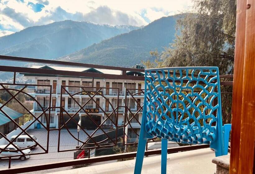 Стандартный Номер Кровать Кинг, The Manali Castle   Majestic Mountain Retreat