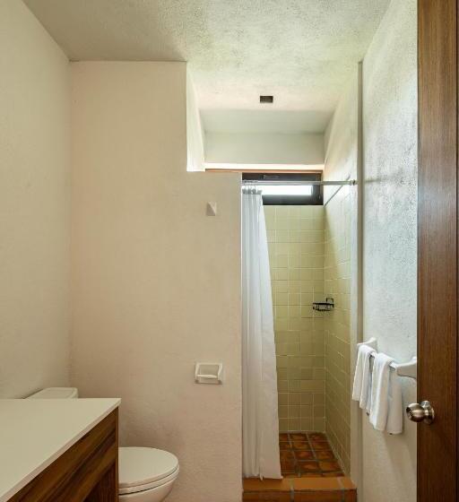 Bungalow Standard, Aurelia