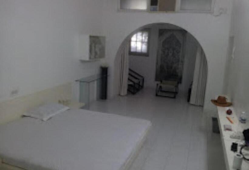 Номер Deluxe, Plaza, Jalgaon