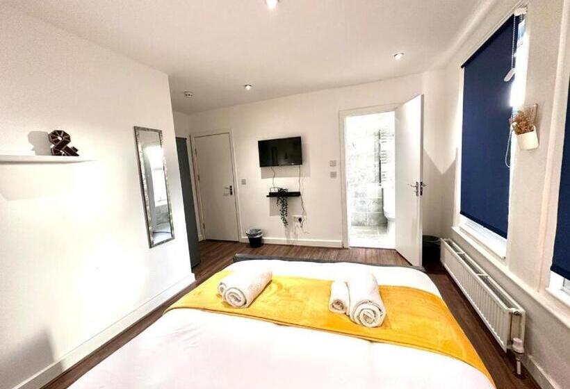 Номер Стандарт, Hounslow Suites   Tw3