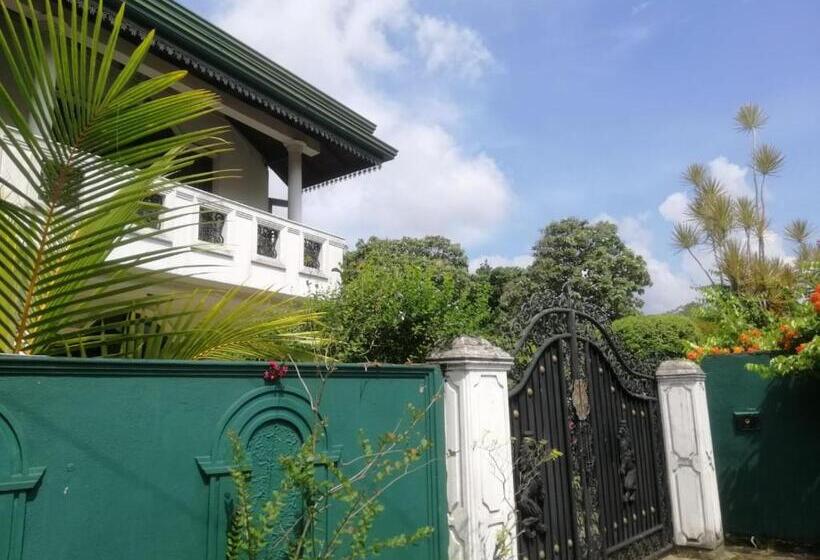 침실 1개 가든 전망 아파트, Blossoms Apartment 20 Min From Air Port