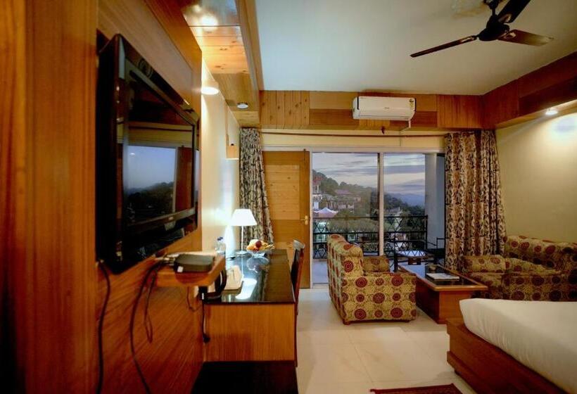 발코니 디럭스 룸, Shivalik Hotel And Resorts
