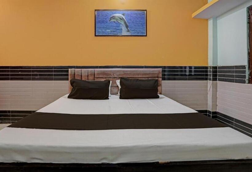 Quarto Triplo Clássico, Moon Star Residency