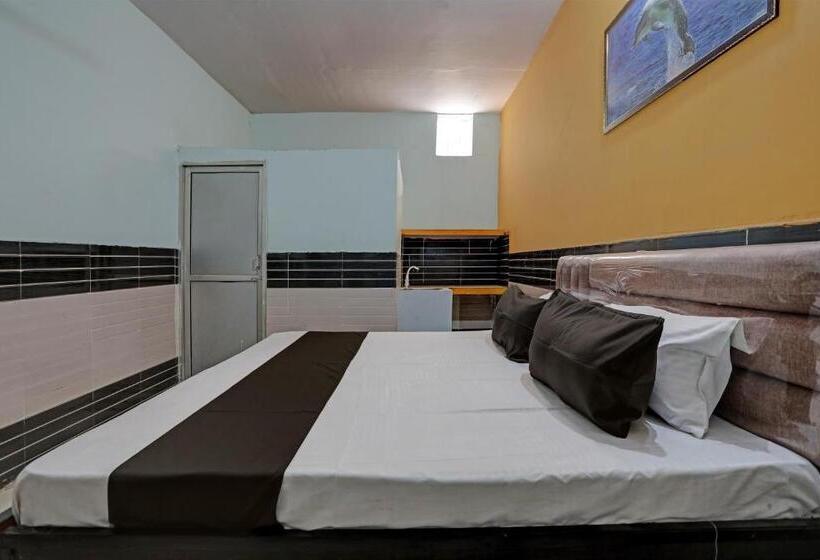 Quarto Triplo Clássico, Moon Star Residency