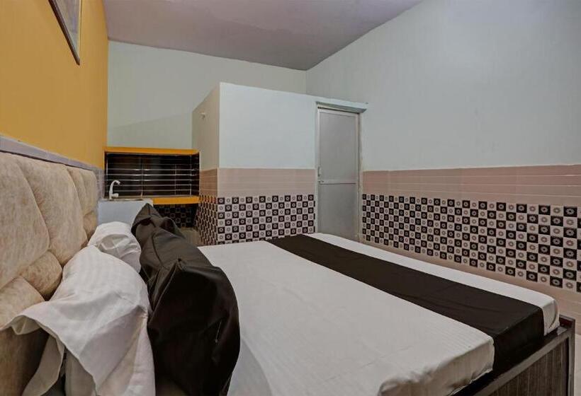 Quarto Triplo Clássico, Moon Star Residency